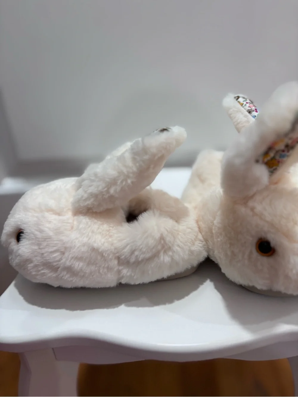 Plush Bunny Slippers with Floral Ears - Cream